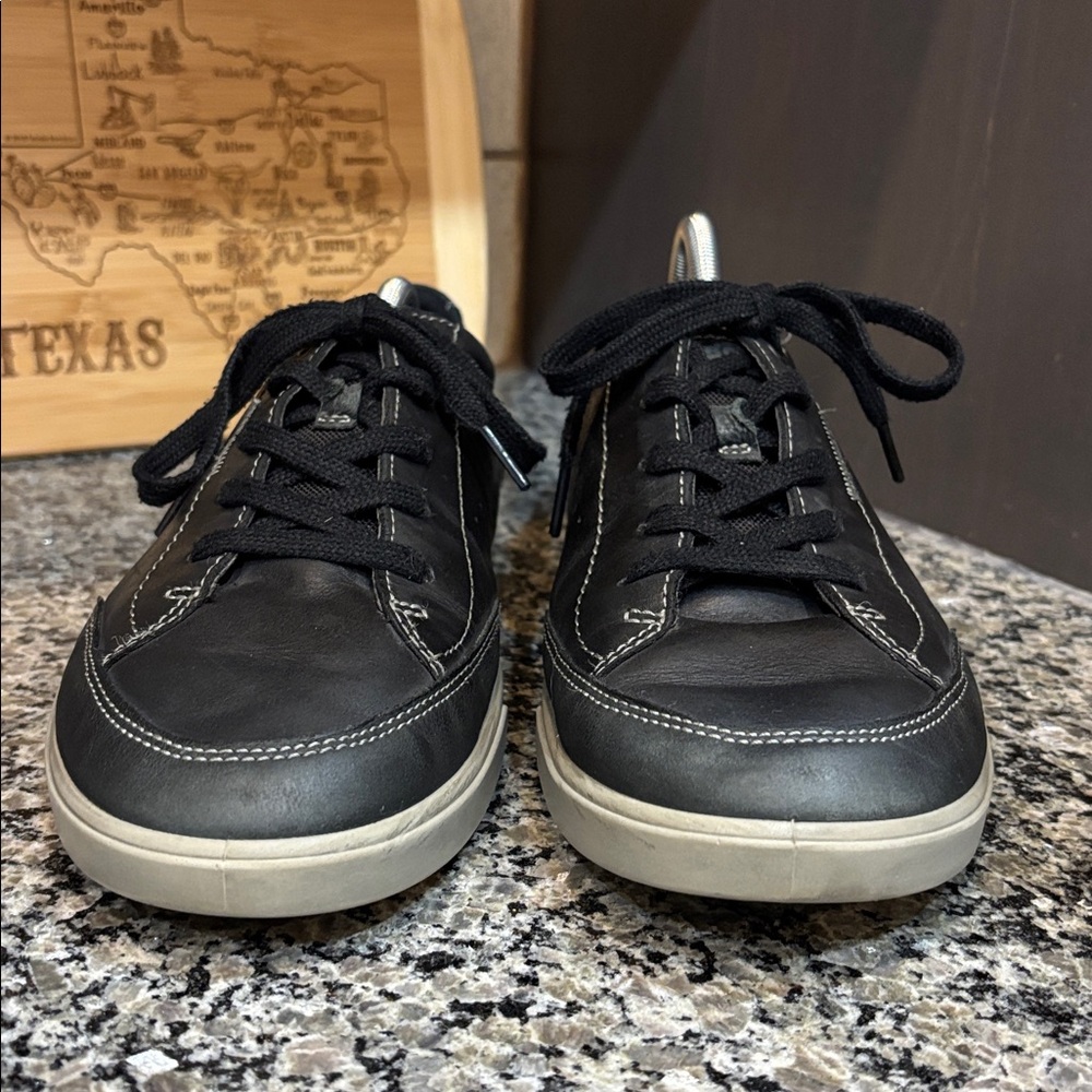 Ecco Collin Black Leather Casual Sneakers Size 44 - Picture 3 of 11